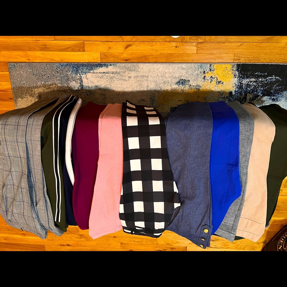 Banana Republic “Sloan” pants. 12 pairs All of them size 4. Gently used or new